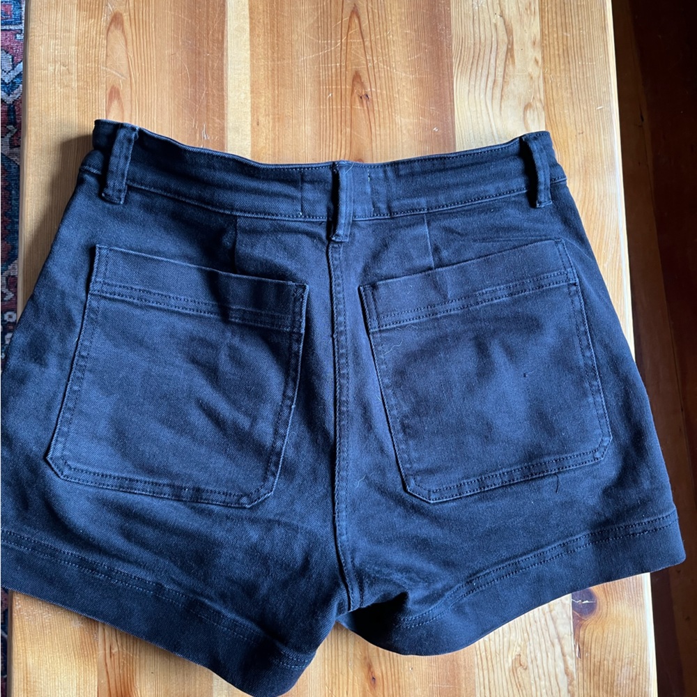 Everlane Cotton Twill Short - Picture 2 of 3
